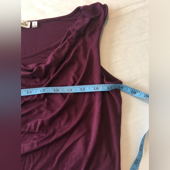 Burgundy nursing top - Picture 6 of 10